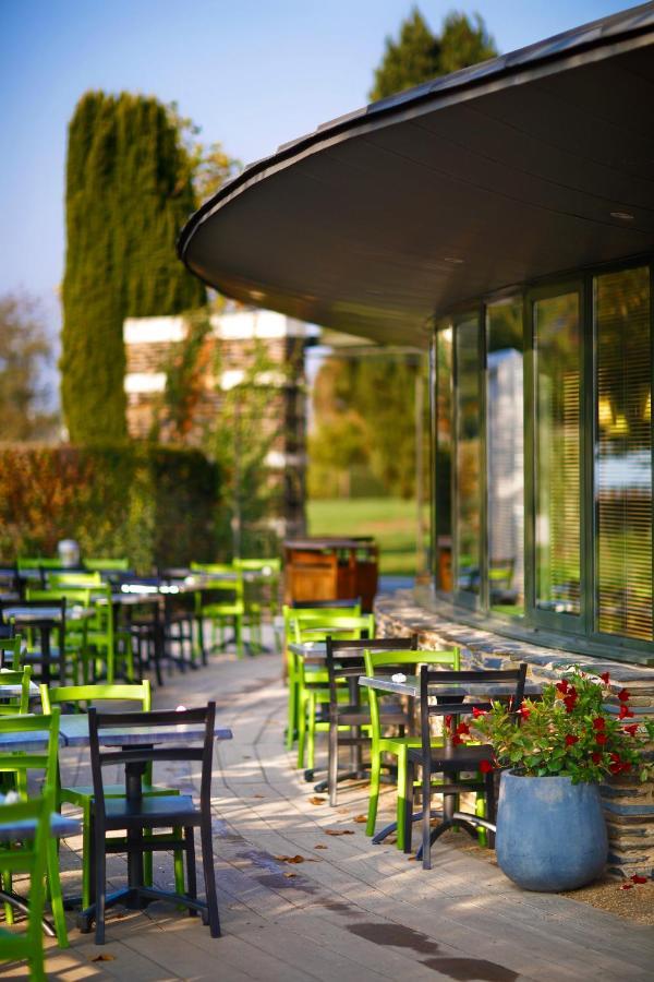 Logis Domaine Du Moulin Cavier Hotel Avrillé Kültér fotó