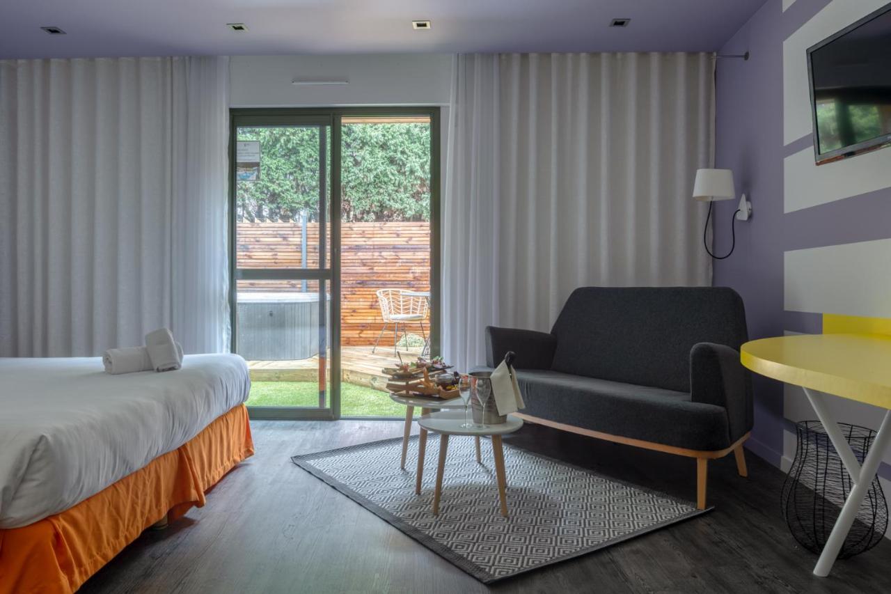 Logis Domaine Du Moulin Cavier Hotel Avrillé Kültér fotó