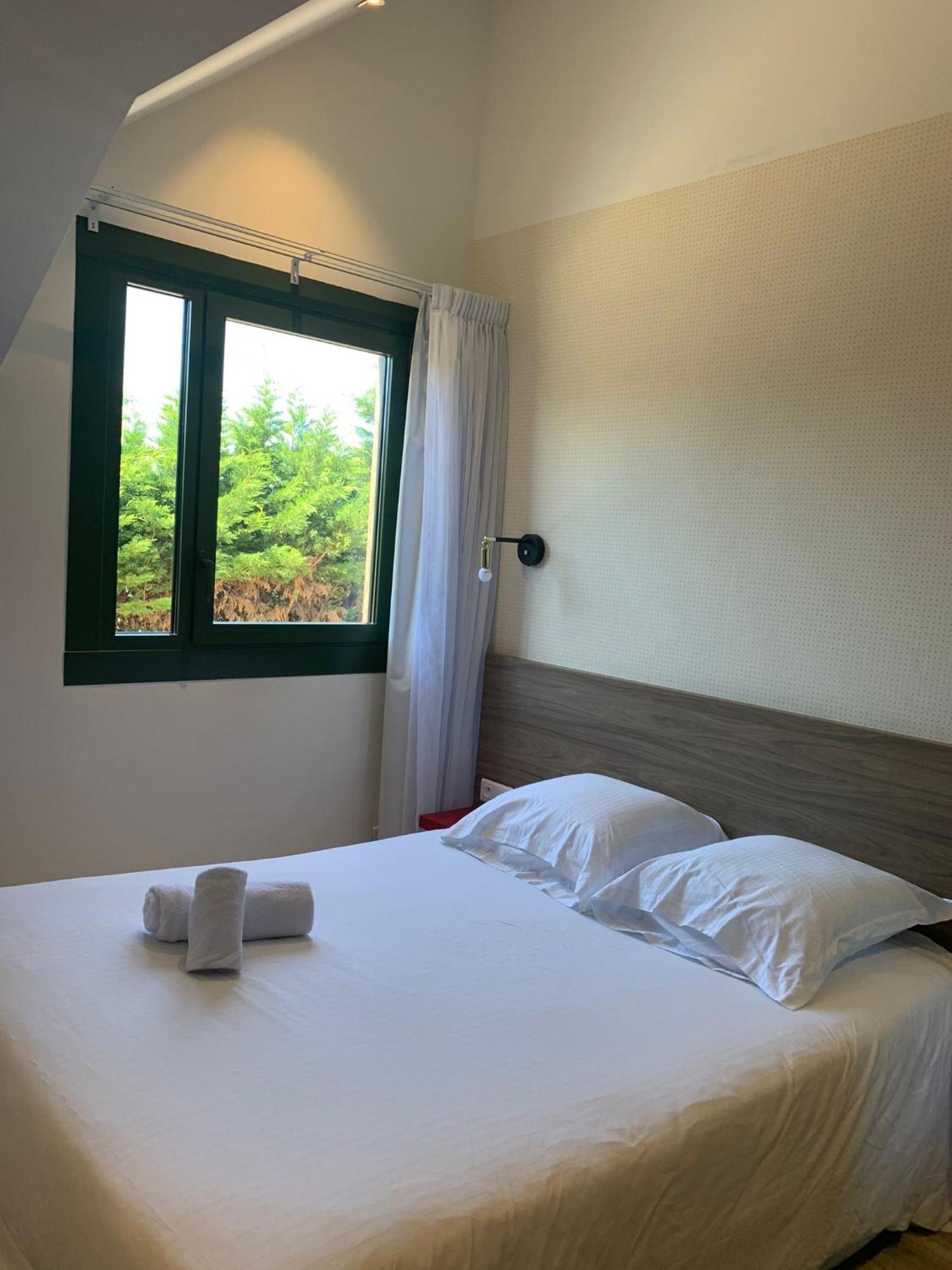 Logis Domaine Du Moulin Cavier Hotel Avrillé Kültér fotó