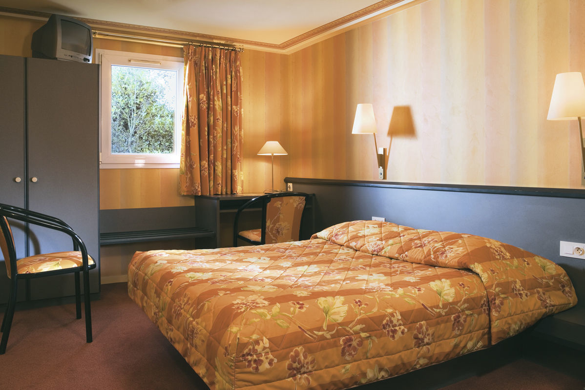 Logis Domaine Du Moulin Cavier Hotel Avrillé Kültér fotó
